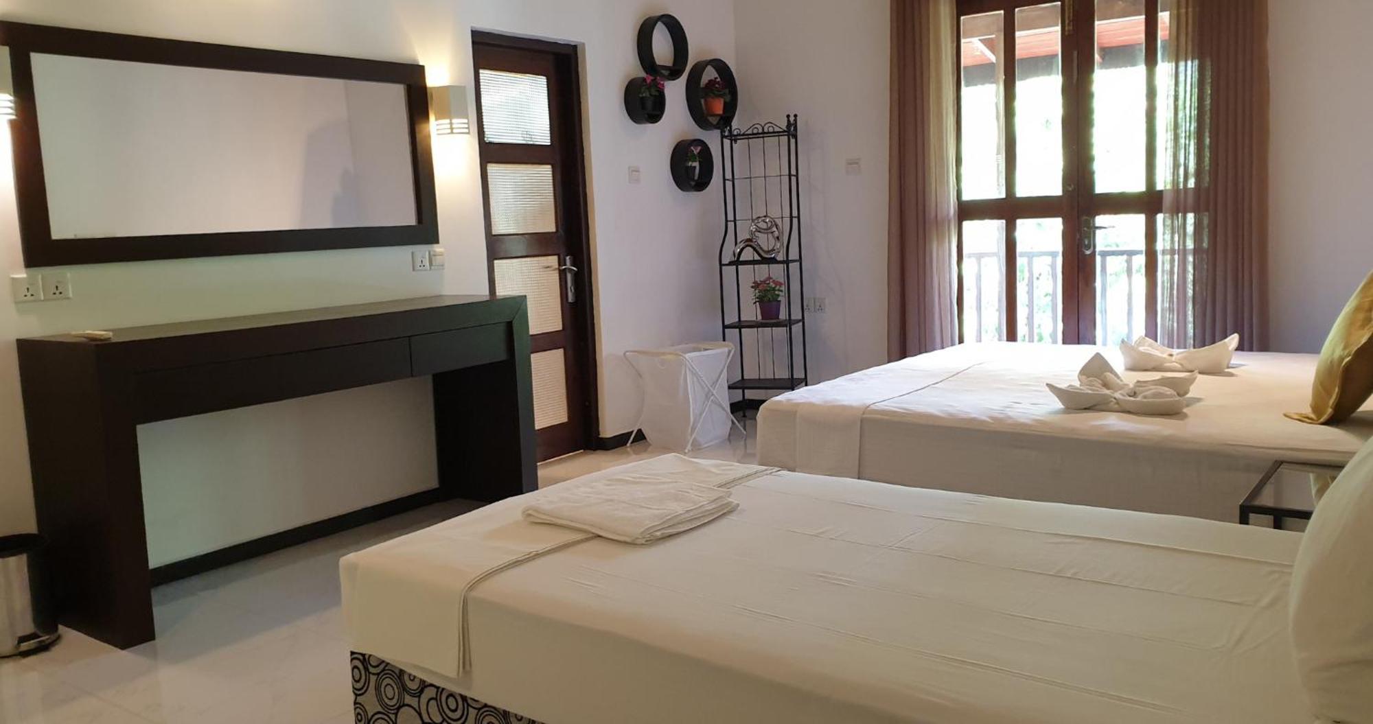 Hikka Resort 希克杜沃 外观 照片
